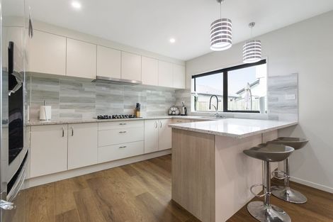 Photo of property in 28 Tawhiti Road, Pukekohe, 2120