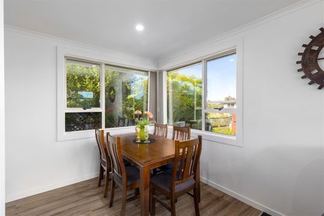 Photo of property in 7 Clipper Place, Redwood, Christchurch, 8051
