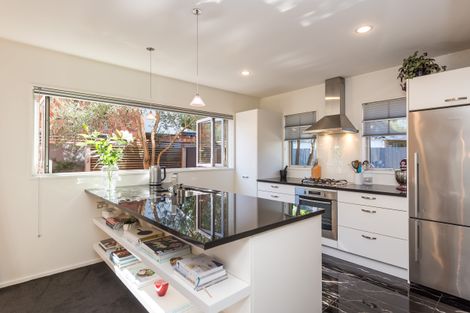 Photo of property in 31 Eversleigh Street, St Albans, Christchurch, 8014