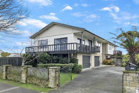 Photo of property in 17 Fuller Grove, Woburn, Lower Hutt, 5010