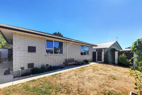Photo of property in 1/29 Heathglen Avenue, Parklands, Christchurch, 8083