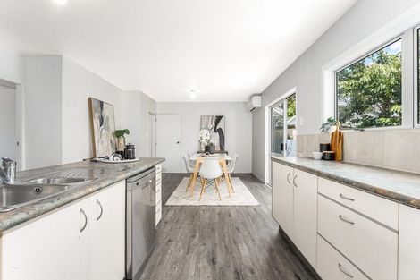 Photo of property in 15 Athlone Crescent, Boulcott, Lower Hutt, 5011