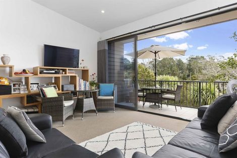 Photo of property in 25/28 The Avenue, Albany, Auckland, 0632