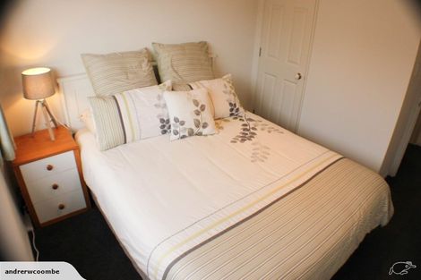 Photo of property in 16 Claridge Place, Taradale, Napier, 4112