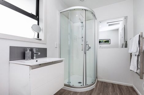 Photo of property in 402 Ilam Road, Bryndwr, Christchurch, 8053