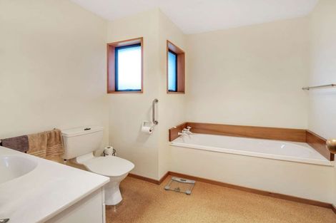 Photo of property in 22 Nixon Street, Tinwald, Ashburton, 7700