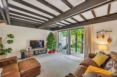 Photo of property in 4/509 Fitzroy Avenue, Hastings, 4122