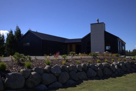 Photo of property in 1640 Mangorei Road, Mangorei, New Plymouth, 4371