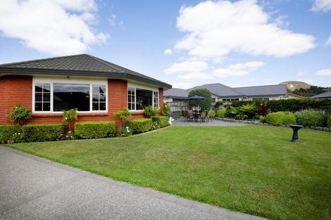 Photo of property in 14 Rutland Place, Taradale, Napier, 4112