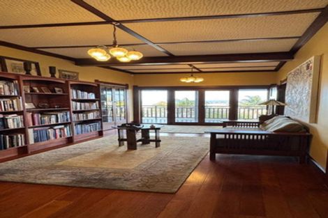 Photo of property in 6 Onslow Road, Bluff Hill, Napier, 4110