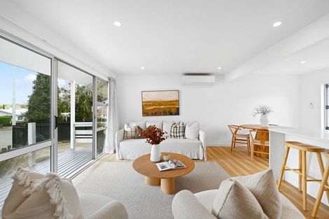 Photo of property in 12a Madison Place, Dinsdale, Hamilton, 3204