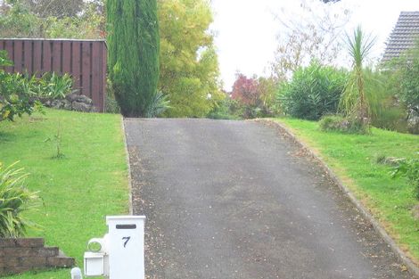 Photo of property in 11 Imatra Place, Sunnyhills, Auckland, 2010