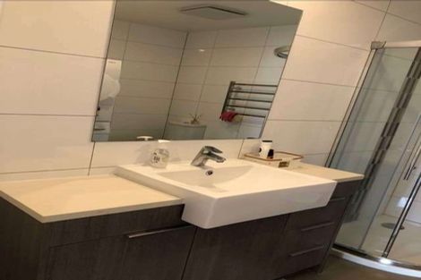 Photo of property in Apollo Apartments, 201/46 Rosedale Road, Rosedale, Auckland, 0632