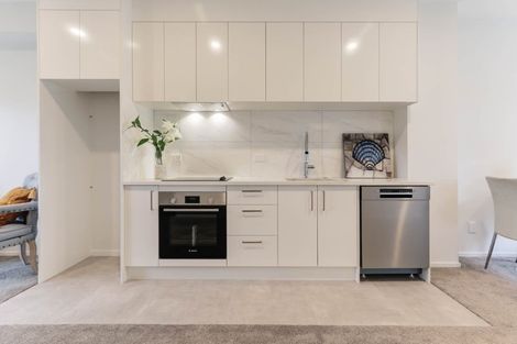 Photo of property in 11/3 Matuhi Rise, Henderson, Auckland, 0612