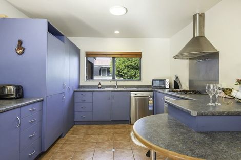 Photo of property in 13 Holden Avenue, Holdens Bay, Rotorua, 3010