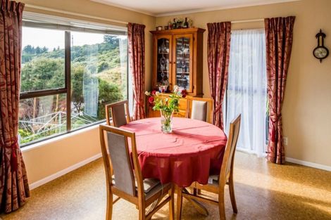 Photo of property in 9 Parkinson Close, Whitby, Porirua, 5024