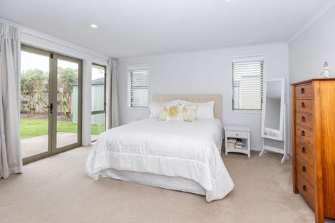 Photo of property in 13 Winchester Place, Rototuna North, Hamilton, 3210