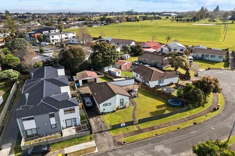 Photo of property in 15 Southview Place, Wattle Downs, Auckland, 2102