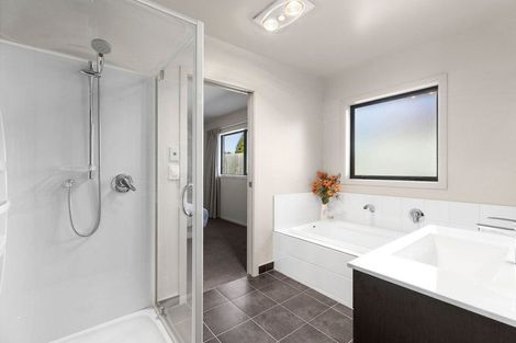 Photo of property in 1 Coromandel Street, Wanaka, 9305