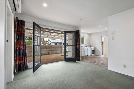 Photo of property in 6 Jenks Street, Foxton, 4814