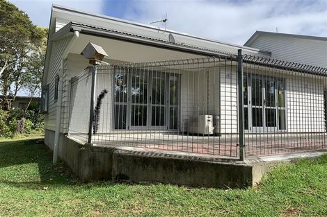 Photo of property in 131 Colwill Road, Massey, Auckland, 0614