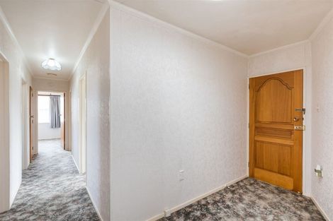 Photo of property in 1 Charwell Place, Highbury, Palmerston North, 4412