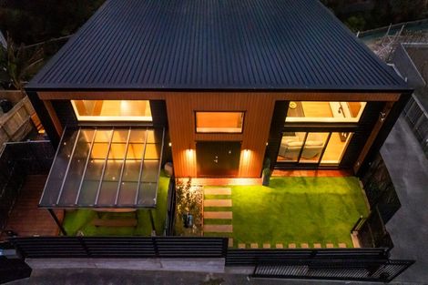 Photo of property in 6 Mara Waina Place, Swanson, Auckland, 0614