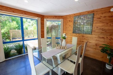 Photo of property in 32 Maui Pomare Road, Nikau Valley, Paraparaumu, 5032