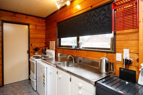 Photo of property in 50 Suzanne Grove, Kelvin Grove, Palmerston North, 4414