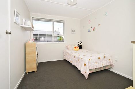 Photo of property in 93 Collins Road, Melville, Hamilton, 3206