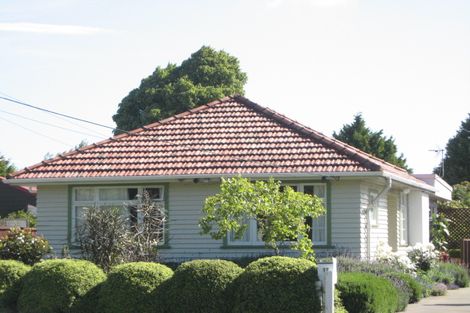 Photo of property in 17 Young Street, Somerfield, Christchurch, 8024