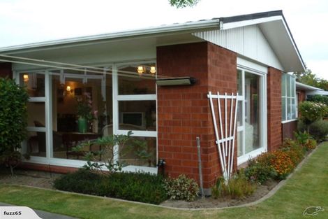 Photo of property in 2/292 Avonhead Road, Avonhead, Christchurch, 8042