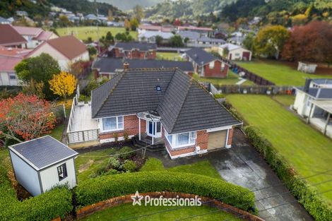 Photo of property in 7 Kapuranga Grove, Stokes Valley, Lower Hutt, 5019