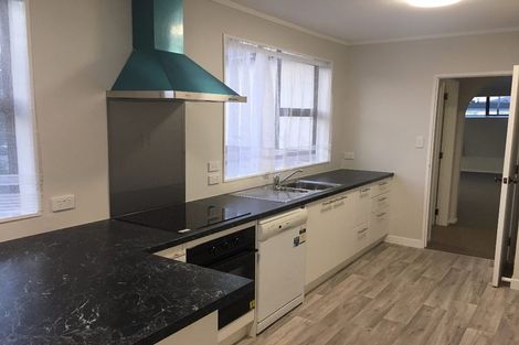 Photo of property in 26 Whitley Avenue, Ebdentown, Upper Hutt, 5018