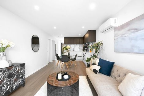 Photo of property in 12c Massine Place, Randwick Park, Auckland, 2105