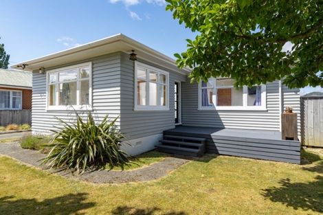 Photo of property in 19 Oxford Crescent, Ebdentown, Upper Hutt, 5018