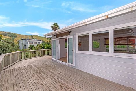 Photo of property in 4 Lysnar Street, Okitu, Gisborne, 4010