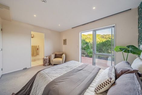 Photo of property in 70 Saddleback Grove, Karori, Wellington, 6012
