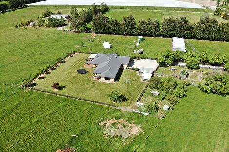 Photo of property in 492 Falvey Road, Levels, Timaru, 7975