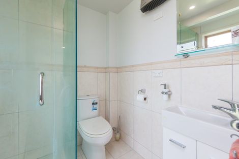 Photo of property in 3 Serrita Avenue, Sunnyhills, Auckland, 2010