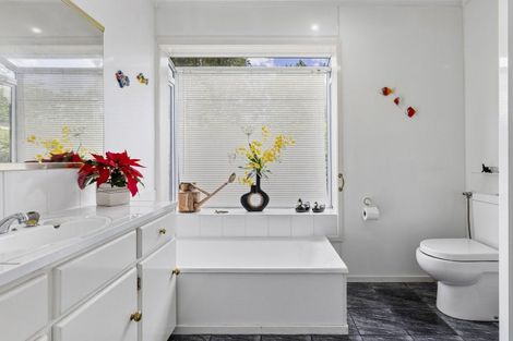Photo of property in 29 Tamatea Road, Taupo, 3330