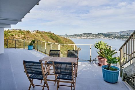 Photo of property in 11 Countess Close, Maupuia, Wellington, 6022