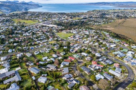 Photo of property in 5 Montague Place, Onerahi, Whangarei, 0110