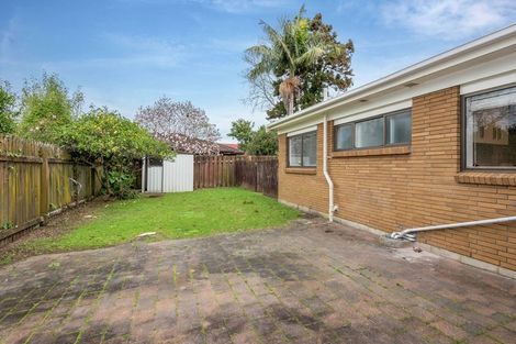 Photo of property in 2/63 Butley Drive, Farm Cove, Auckland, 2012
