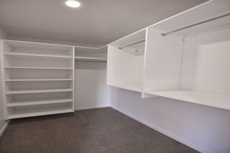 Photo of property in 2/130 Richmond Street, Petone, Lower Hutt, 5012