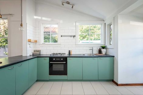 Photo of property in 14 Wellington Street, Phillipstown, Christchurch, 8011