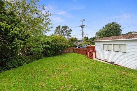 Photo of property in 40 Catherine Crescent, Paparangi, Wellington, 6037