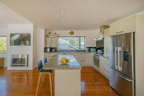 Photo of property in 122 Pepe Road, Tairua, 3508