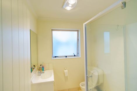 Photo of property in 38a County Road, Torbay, Auckland, 0630