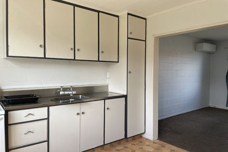 Photo of property in 2/62 Martin Street, Wallaceville, Upper Hutt, 5018